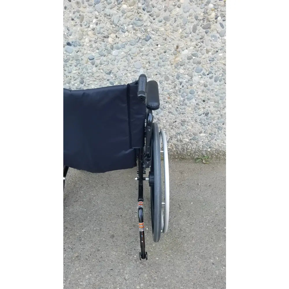 Reuse Medical Equipment Invacare Tracer SX5 Wheelchair Arm Rest Black Wheelchair, second-hand product photo 2