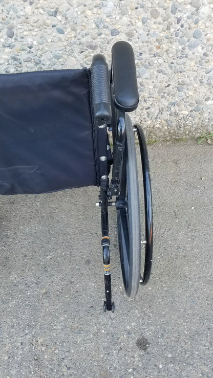 Reuse Medical Equipment Invacare Tracer SX5 Wheelchair Arm Rests Black Wheelchairs, second-hand product photo 2