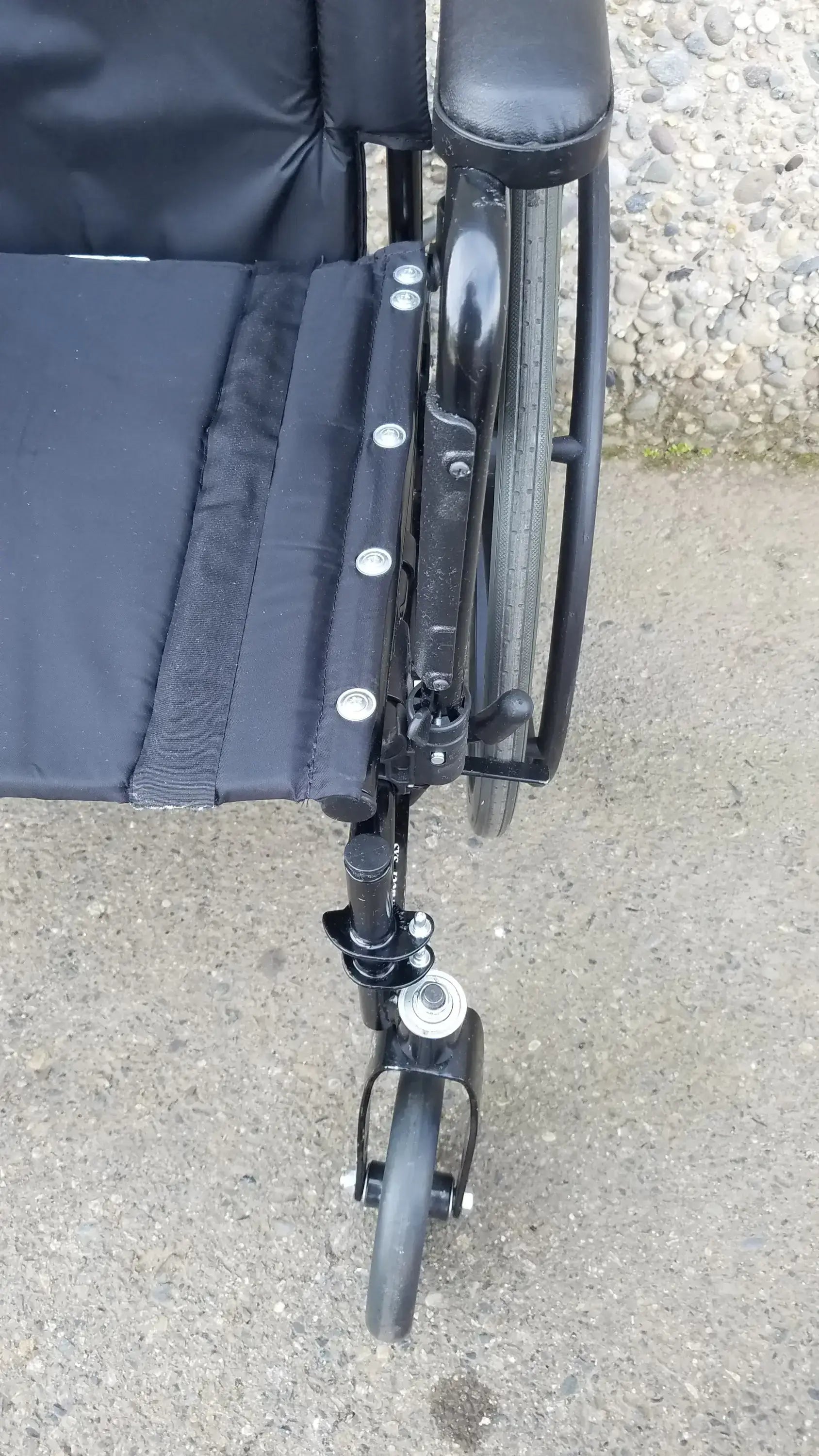 Reuse Medical Equipment Invacare Tracer SX5 Wheelchair Armrests – Black Comfort Wheelchairs, second-hand product photo 10