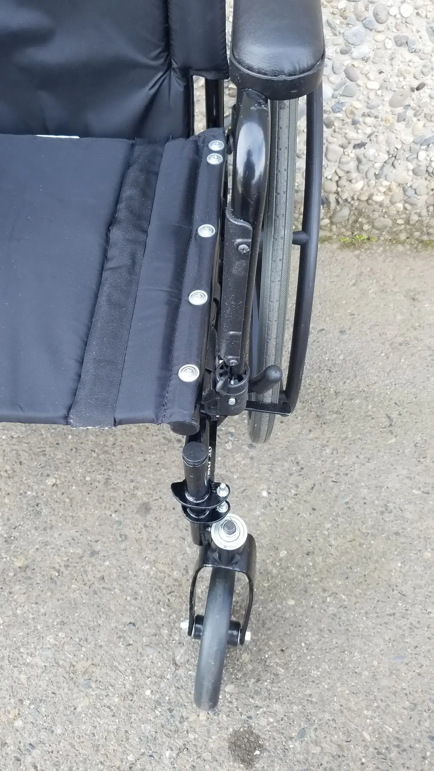 Reuse Medical Equipment Invacare Tracer SX5 Wheelchair Armrests – Black Comfort Wheelchairs, second-hand product photo 10