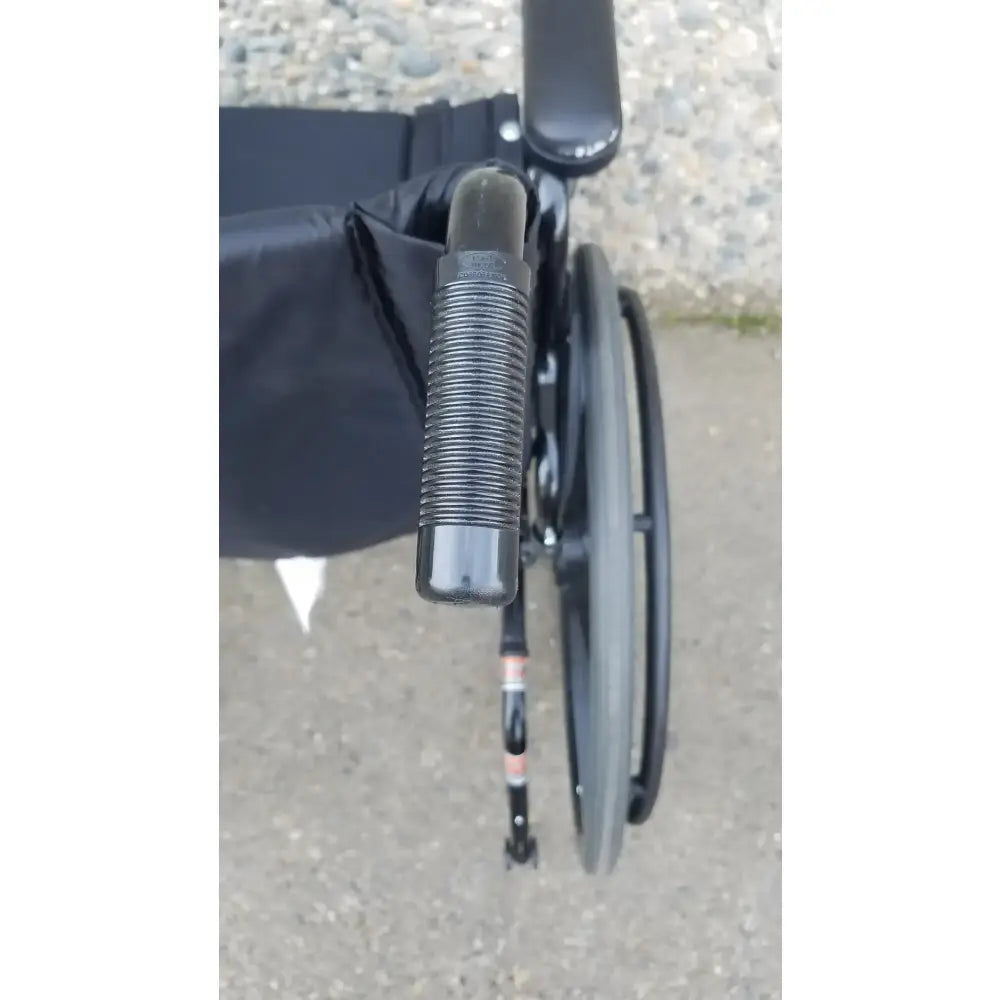Reuse Medical Equipment Invacare Tracer SX5 Wheelchair Armrests – Black Comfort Wheelchairs, second-hand product photo 2
