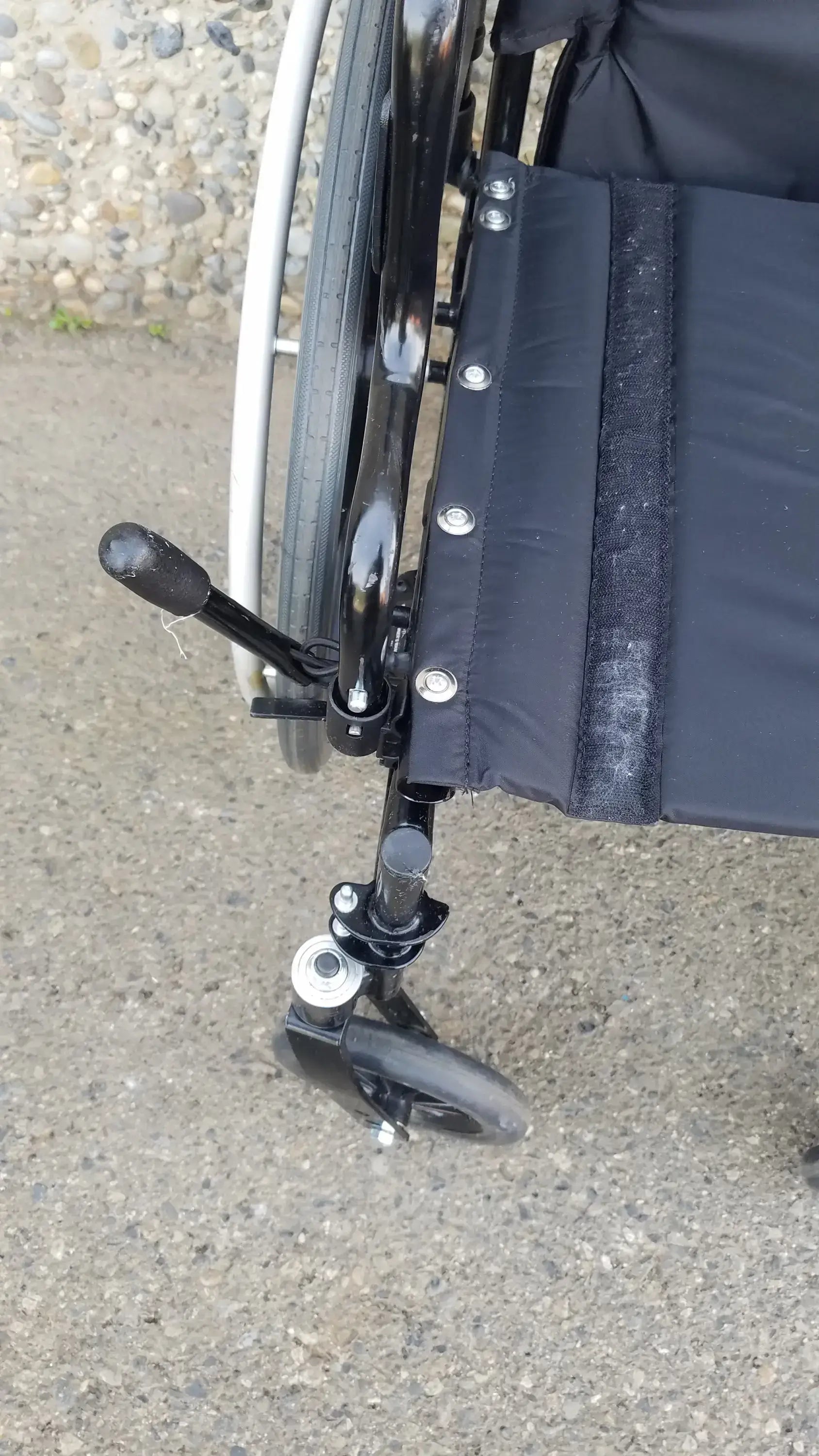 Reuse Medical Equipment Invacare Tracer SX5 Wheelchair Black Steel Frame w/ Desk Armrests Wheelchairs, second-hand product photo 10