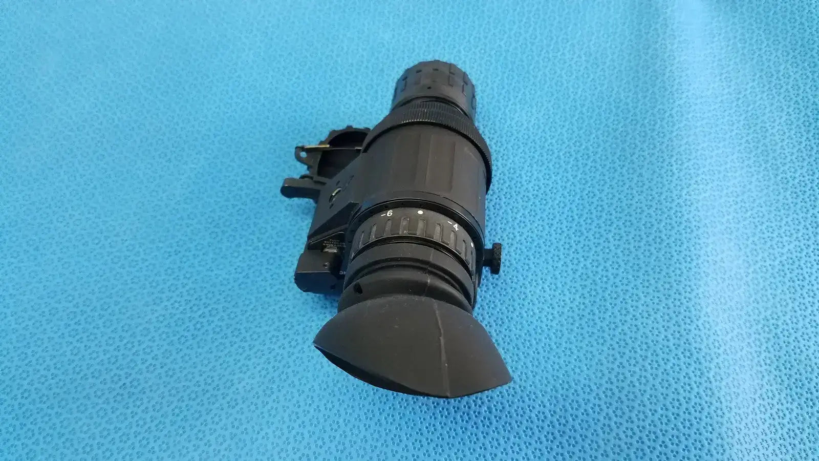 ITT Night Vision Gen 3 - Model NE6010 Night Vision Device, second-hand product photo 3