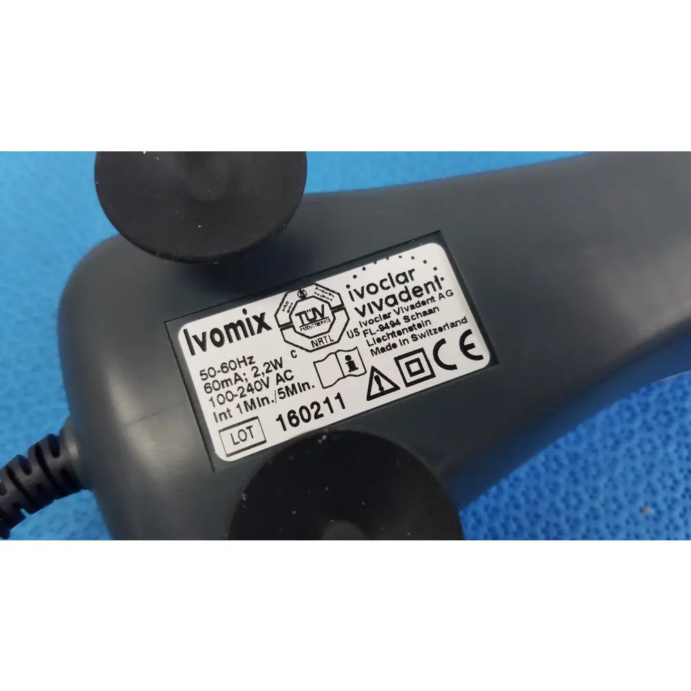 Ivoclar Vivadent Ivomix Vibrating Mixer With Adapter Charger and Box Vibrating Mixer, second-hand product photo 13