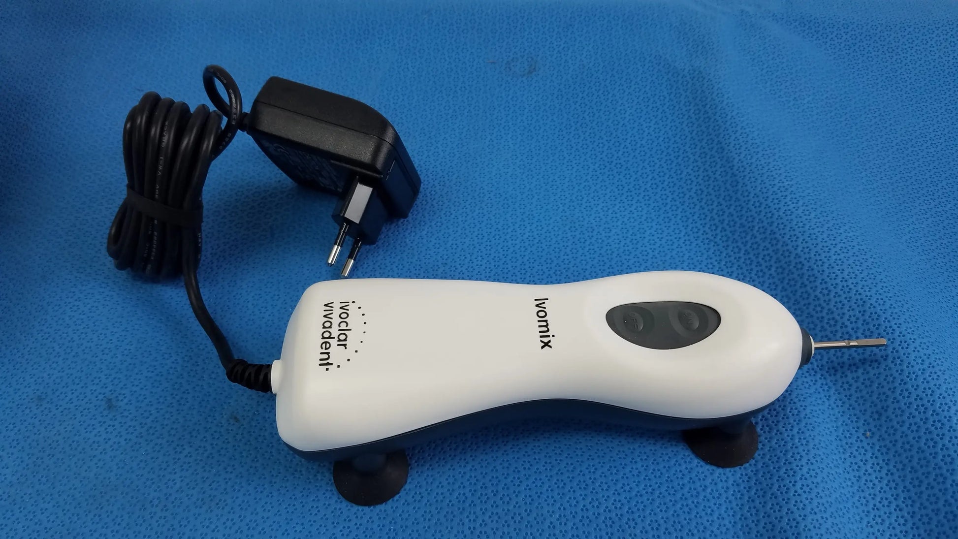 Ivoclar Vivadent Ivomix Vibrating Mixer With Adapter Charger and Box Vibrating Mixer, second-hand product photo 7