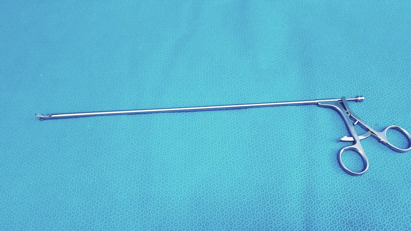 Reuse Medical Jarit 600-400 Stainless Steel Laparoscopiic Clamp Laparoscopic Instruments, second-hand product photo 1