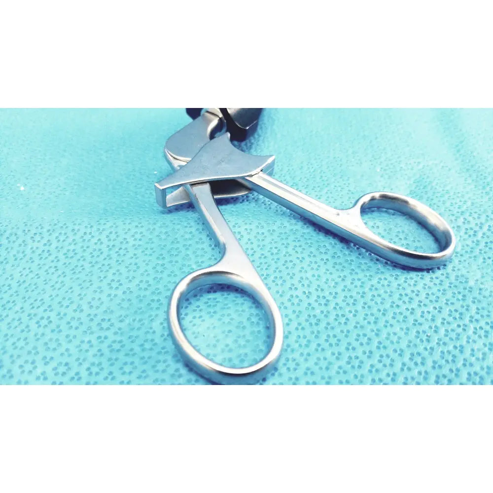 Jarit 610-140 roto-lok stainless steel surgical retractor with polished finish and ergonomic handles in stainless steel