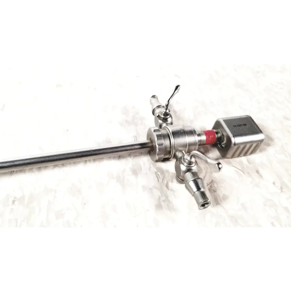 Stainless steel karl storz diagnostic arthro sheath with long slender shaft and multiple control knobs for medical use