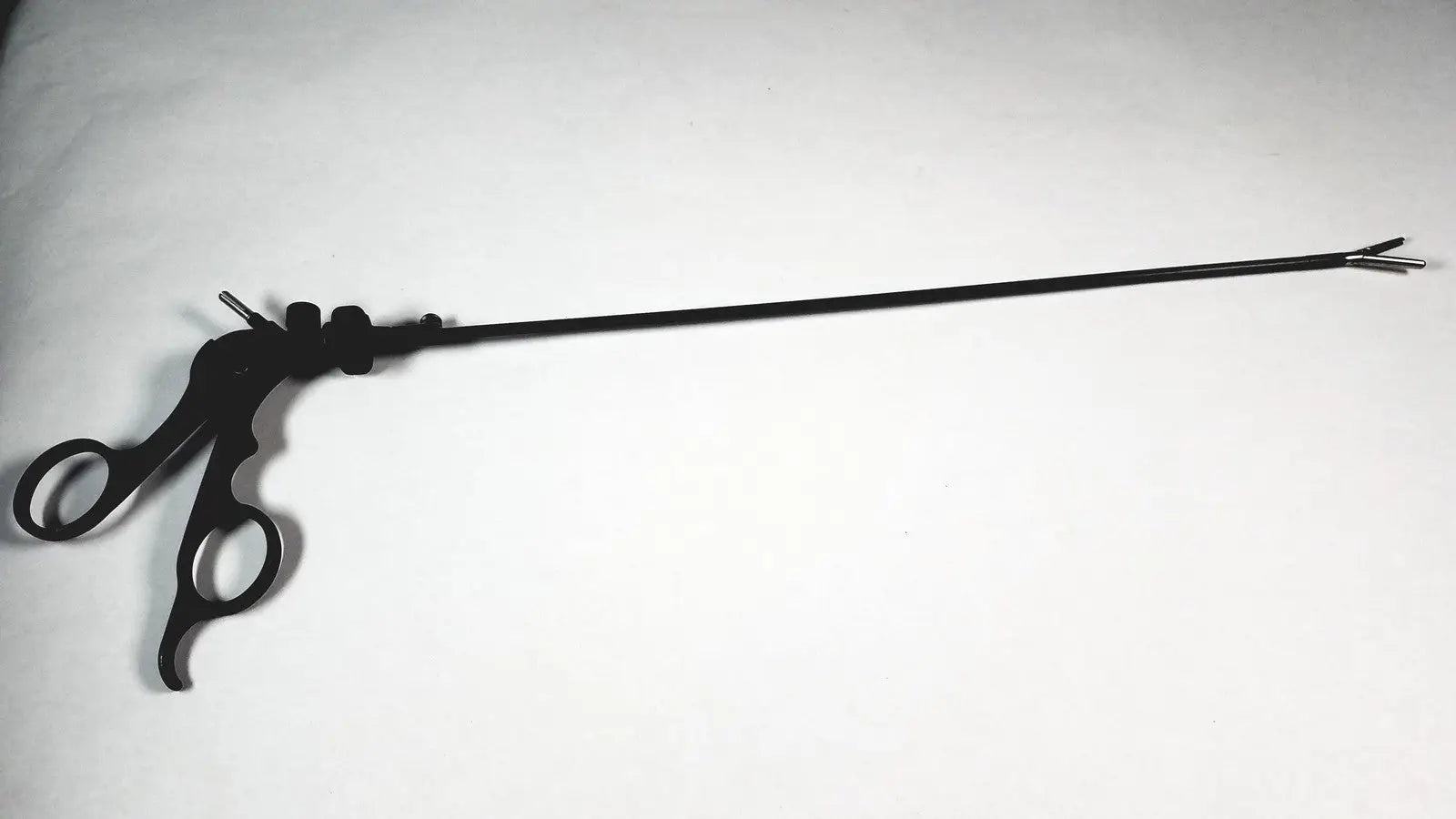 Reuse Medical Karl Storz 33121 Endoscopy Handle with Tube – Surgical Medical Equipment Centrifuge Tubes, second-hand product photo 1