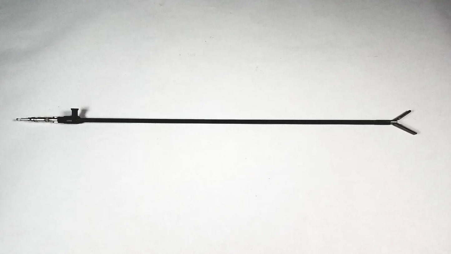 Reuse Medical Karl Storz 33300MW Clickline Scissors Insert – Endoscopic Surgical Tool Centrifuge Tubes, second-hand product photo 1