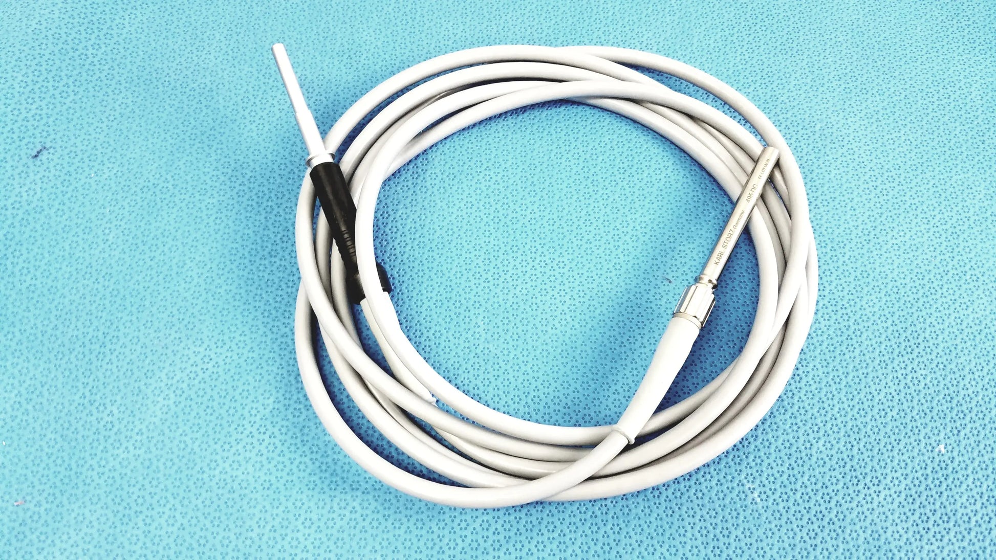 Karl Storz 495DC Fiber Optic Light Cable Straight Connector Fiber Optic Light Cable with Straight Connector, second-hand product photo 1