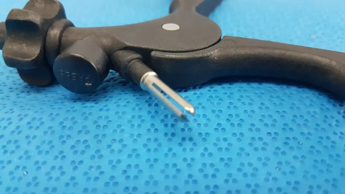 Karl Storz Clickline Monopolar Plastic Handle, 33121 Endoscopic Instrument Handle, second-hand product photo 9
