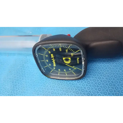 Latitude Karl Storz Handheld Leakage Tester for Endoscopes Endoscope Leakage Tester, second-hand product photo 3