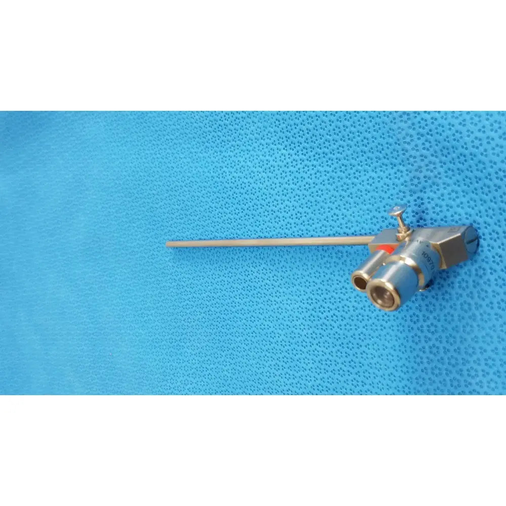 Silver karl storz hopkins 30º autoclavable telescope with long slender shaft and dual-lumen connector head