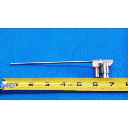 Silver karl storz hopkins 30º autoclavable telescope with slender metallic shaft and compact head featuring red accents