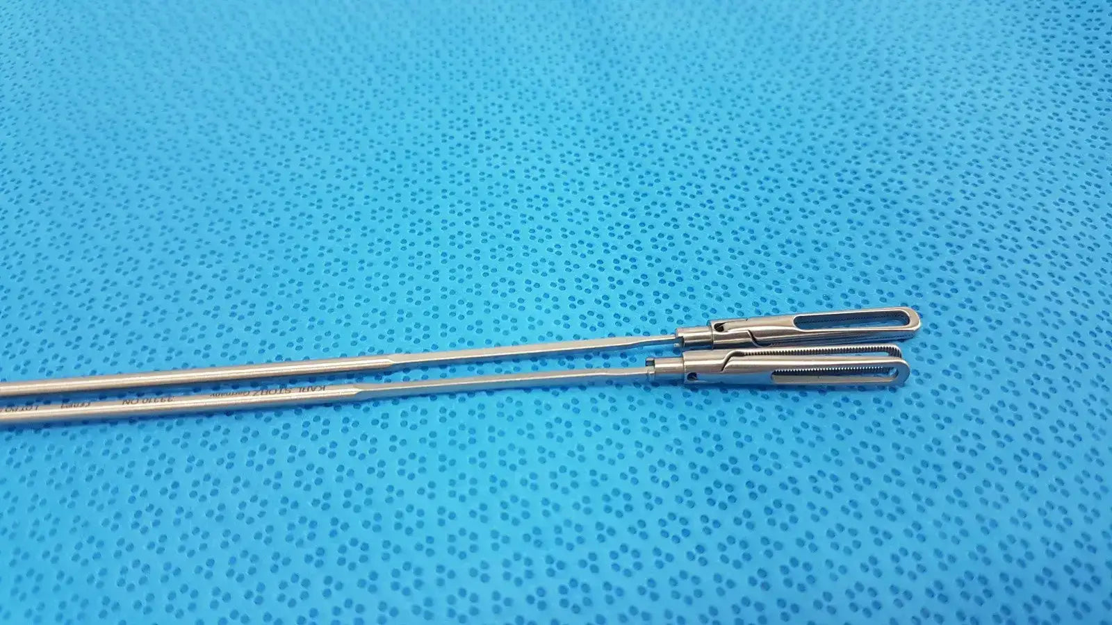 KARL STORZ Laparoscopic Grasper - Model 33310 Laparoscopic Grasper, second-hand product photo 1