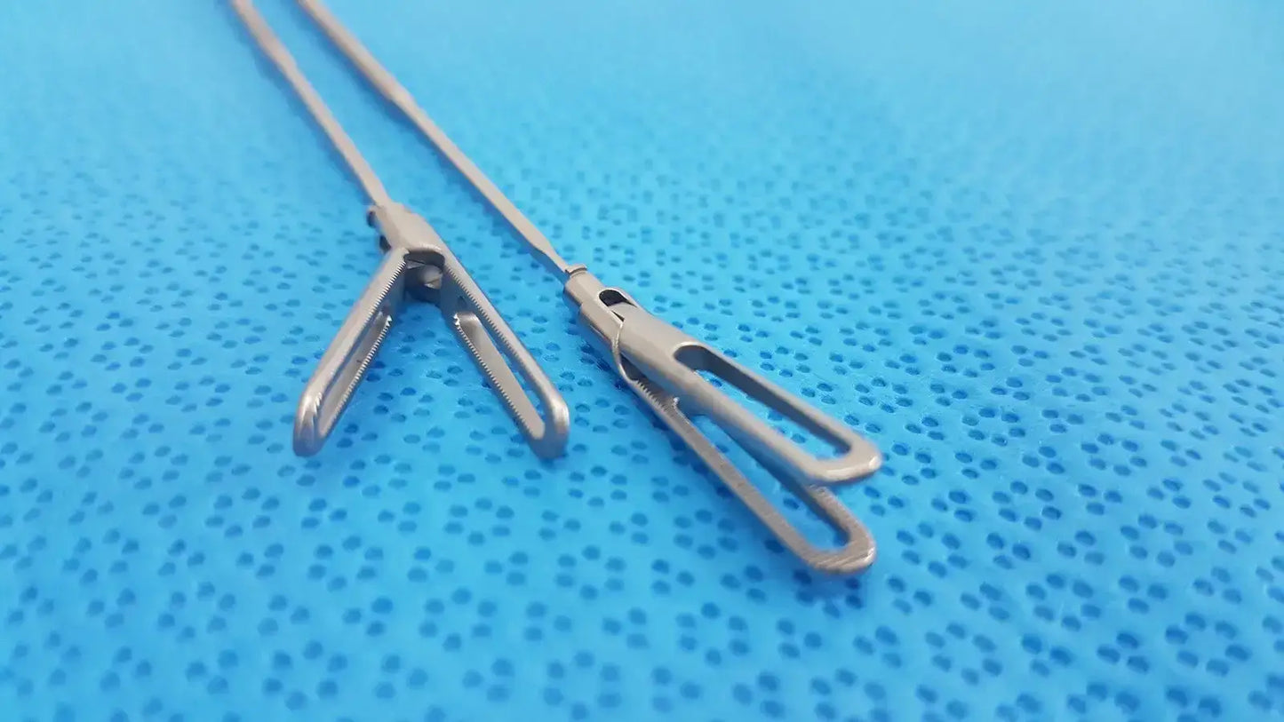 KARL STORZ Laparoscopic Grasper - Model 33310 Laparoscopic Grasper, second-hand product photo 2