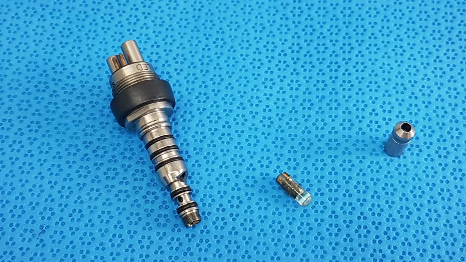 Reuse Medical KAVO 13-1014497 6 Pin 460LED Coupler – Dental Handpiece Connector Dental Handpieces, second-hand product photo 1