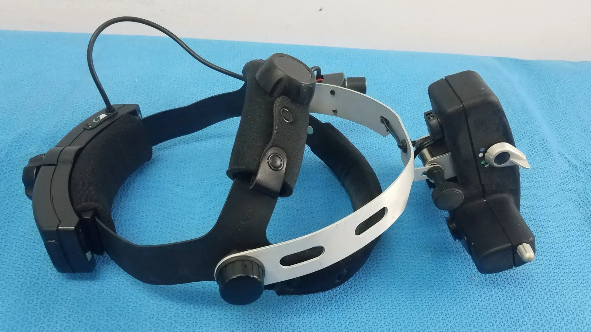 Keeler Vantage Plus Ophthalmoscope With Accessories Ref 1205P1020 Vantage Plus Ophthalmoscope, second-hand product photo 5