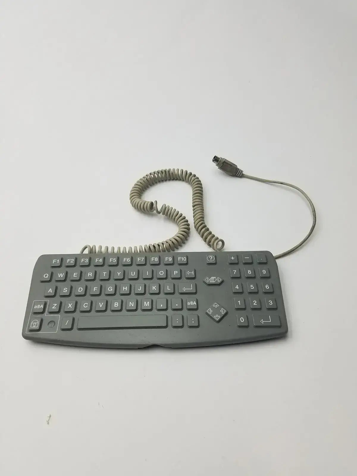 Generic Keyboard for Biomerieux Vitek 2 Smart Carrier Station Microbial Analyzing System Keyboard, second-hand product photo 1
