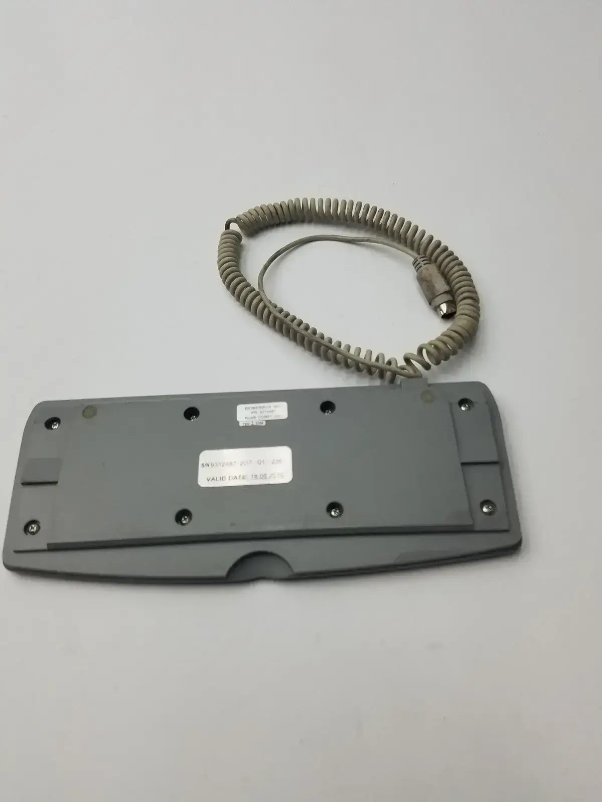 Generic Keyboard for Biomerieux Vitek 2 Smart Carrier Station Microbial Analyzing System Keyboard, second-hand product photo 3