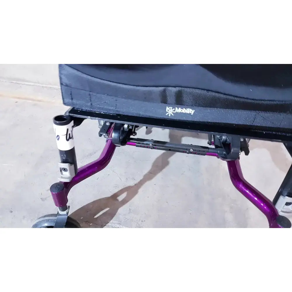 Ki Mobility Focus CR Tilt In Space Wheelchair Adjustable, All Show in Pictures Tilt-in-Space Wheelchair, second-hand product photo 3