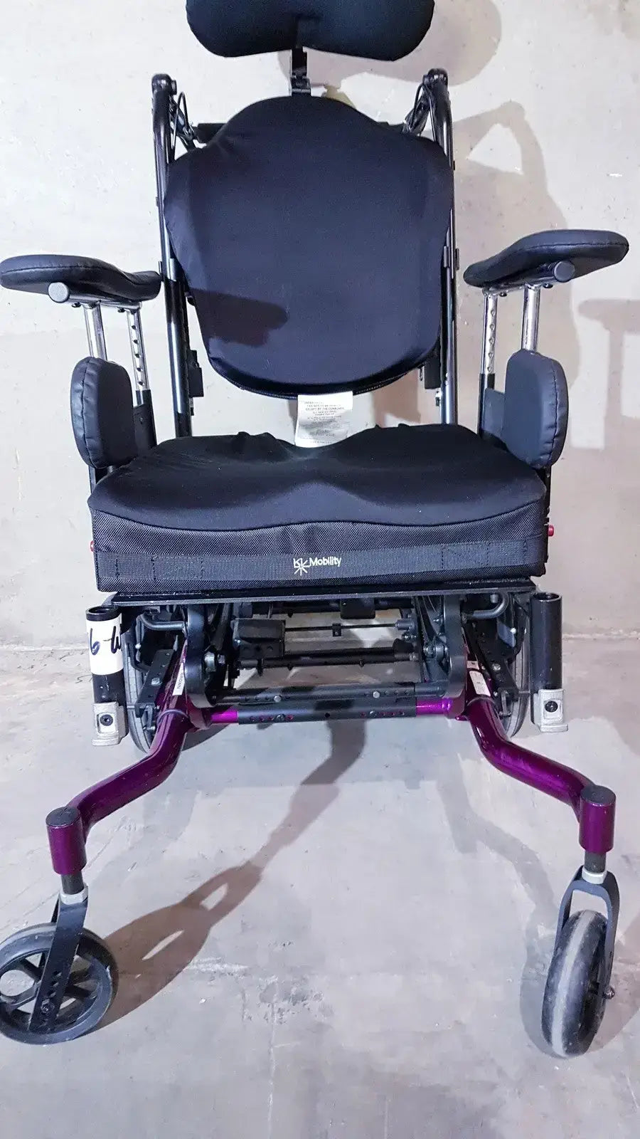 Ki Mobility Focus CR Tilt In Space Wheelchair Adjustable, All Show in Pictures Tilt-in-Space Wheelchair, second-hand product photo 6