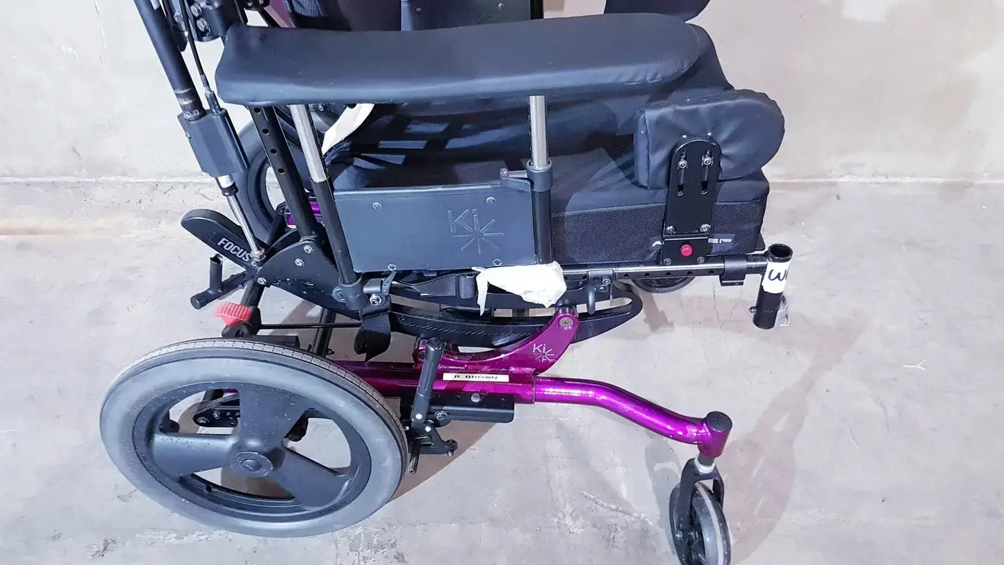 Ki Mobility Focus CR Tilt In Space Wheelchair Adjustable, All Show in Pictures Tilt-in-Space Wheelchair, second-hand product photo 18