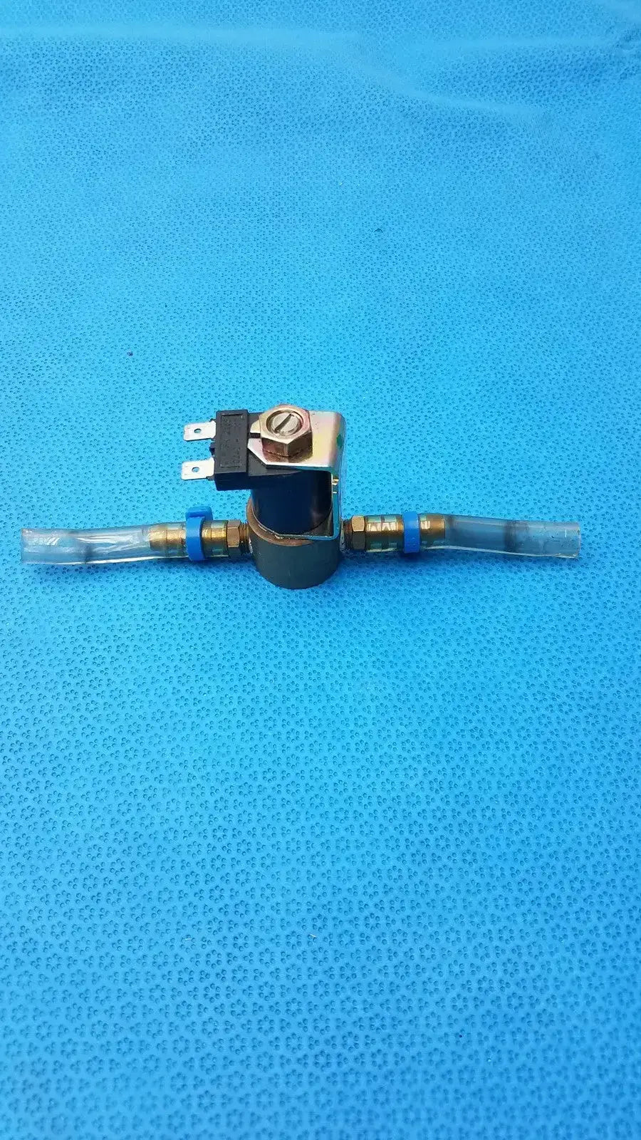 KIP INC Solenoid Valve 3X461C REV E 24VDC 7W for Pneumatic Control Systems Solenoid Valve, second-hand product photo 1