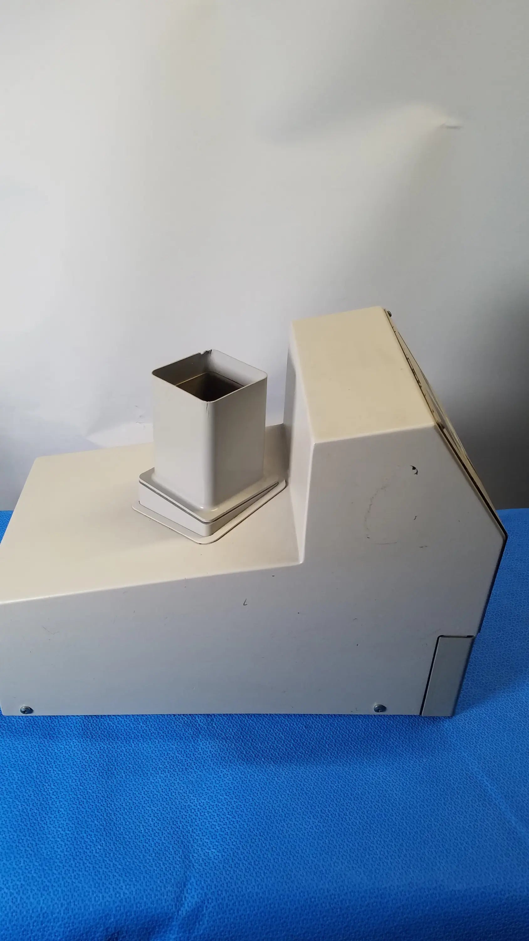 Kirby Lester KL15e Pharmacy Tablet and Capsule Counter Pharmacy Tablet & Capsule Counter, as-is (for parts) product photo 11