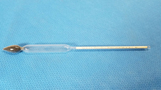 Reuse Medical KO Specific Gravity Hydrometer for Heavy Light Liquids TEMP 60°/60°F Centrifuge Tubes, second-hand product photo 1