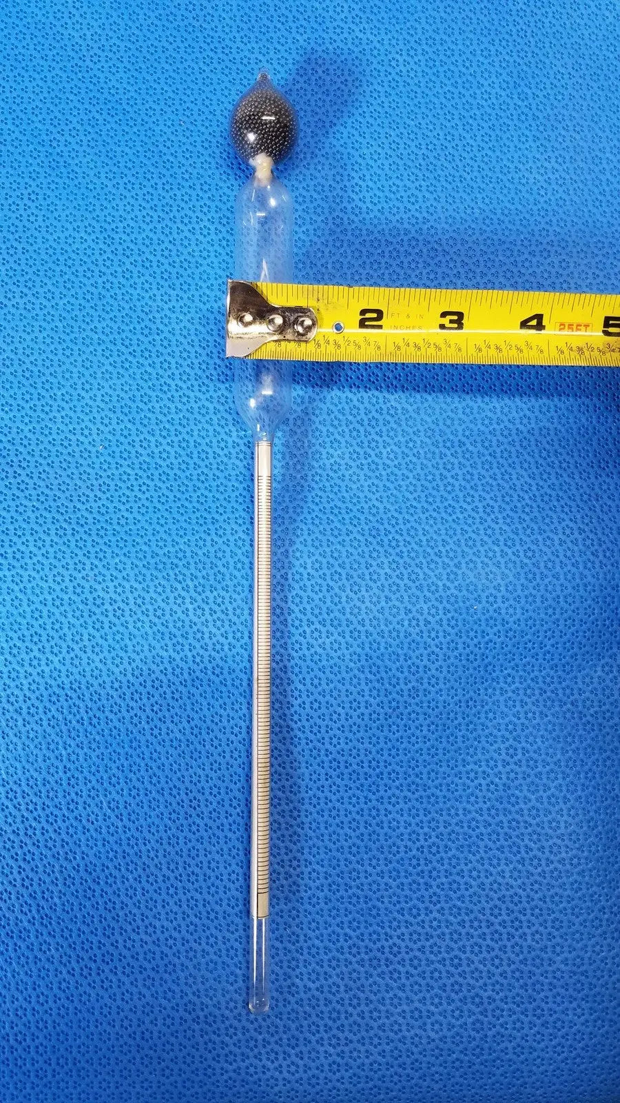 Reuse Medical KO Specific Gravity Hydrometer Scale for Light Liquids TEMP 60°/60°F Centrifuge Tubes, second-hand product photo 1