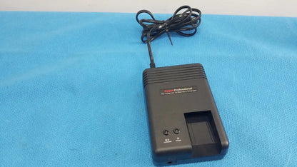 Kodak Professional DCS Pro 14n AC Adapter & Battery Charger w/ Charging Cable AC Adapter & Battery Charger, second-hand product photo 8