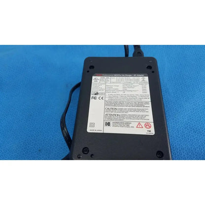Kodak Professional DCS Pro 14n AC Adapter & Battery Charger w/ Charging Cable AC Adapter & Battery Charger, second-hand product photo 6