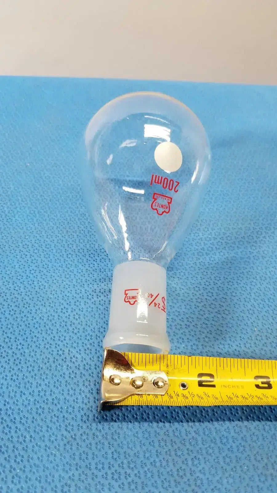 kontes 200 milliliter single-neck round bottom flask with a 24/40 joint. Round Bottom Flask, second-hand product photo 3