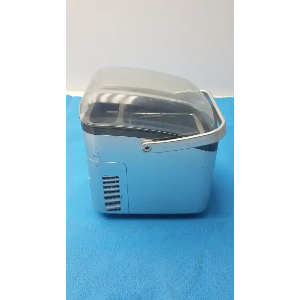 Koolatron Cosmetic Cooler C05 EC-0105-12V Mini Fridge Cosmetic Cooler Mini Fridge, second-hand product photo 3