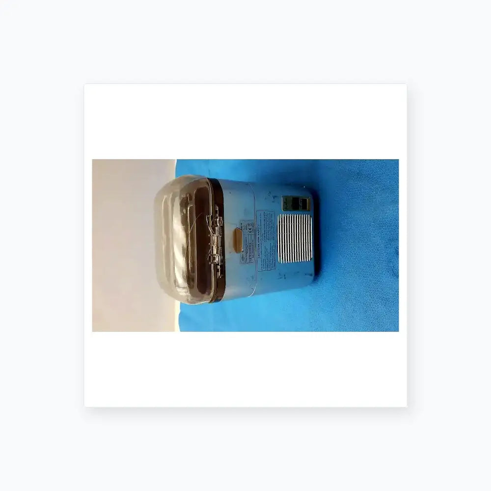Koolatron Cosmetic Cooler C05 EC-0105-12V Mini Fridge Cosmetic Cooler Mini Fridge, second-hand product photo 4