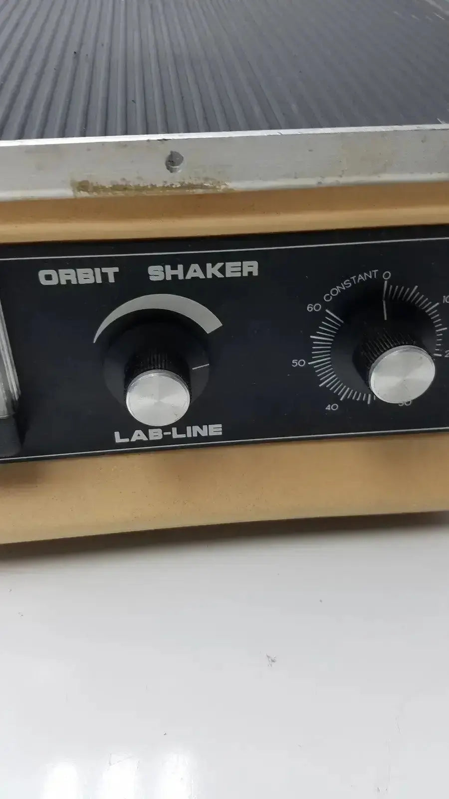 Lab-Line Orbit Mixer Shaker Model 3520 Laboratory Shaker, as-is (for parts) product photo 2
