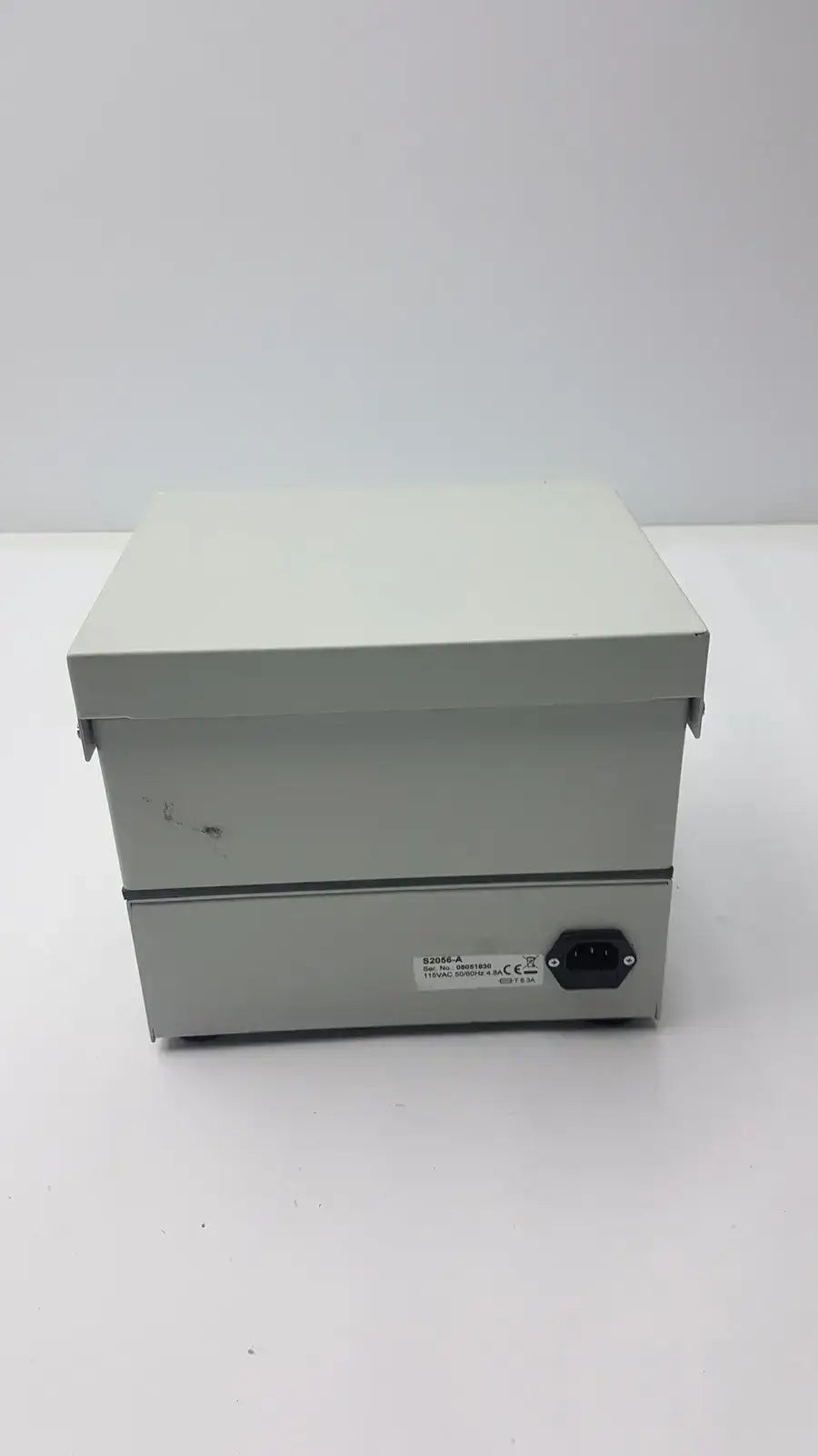 Labnet Vortemp 56 EVC Incubating Shaker Incubating Shaker, second-hand product photo 4