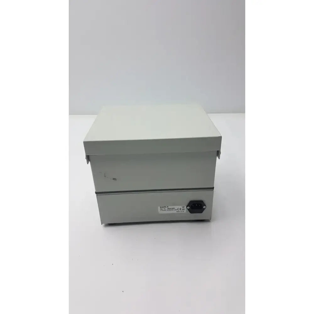 Labnet Vortemp 56 EVC Incubating Shaker Incubating Shaker, second-hand product photo 4