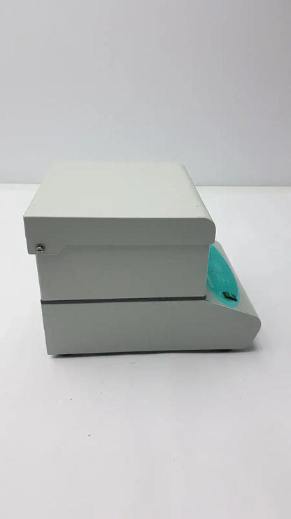 Labnet Vortemp 56 EVC Incubating Shaker Incubating Shaker, second-hand product photo 5