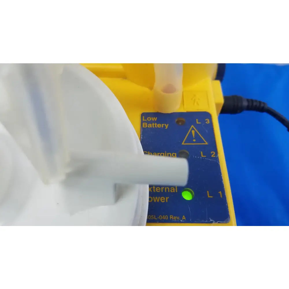 Laerdal Compact Suction Unit Ref 884301 Portable Suction Unit, second-hand product photo 4