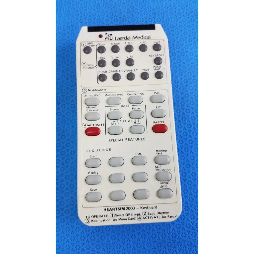 Reuse Medical Laerdal HeartSim 2000 ECG Simulator Cardiac Rhythm Training Device Training Manikins & Patient Simulators, second-hand product photo 1