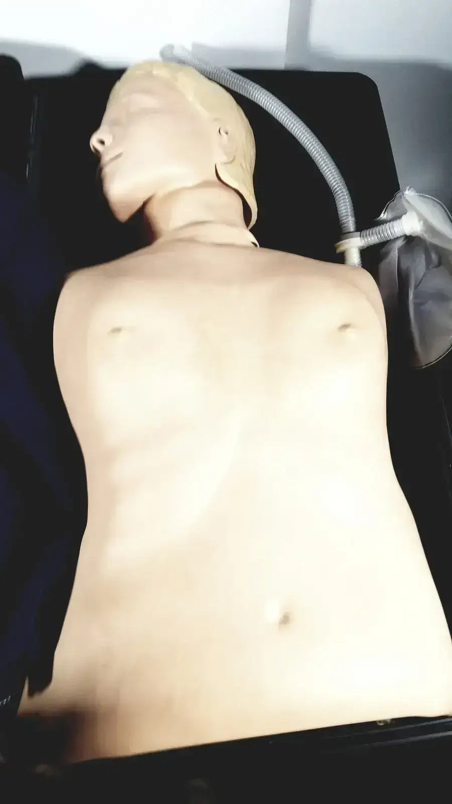 Laerdal Resusci Anne Carrying Case and Accessories Manikin Carrying Case, second-hand product photo 2