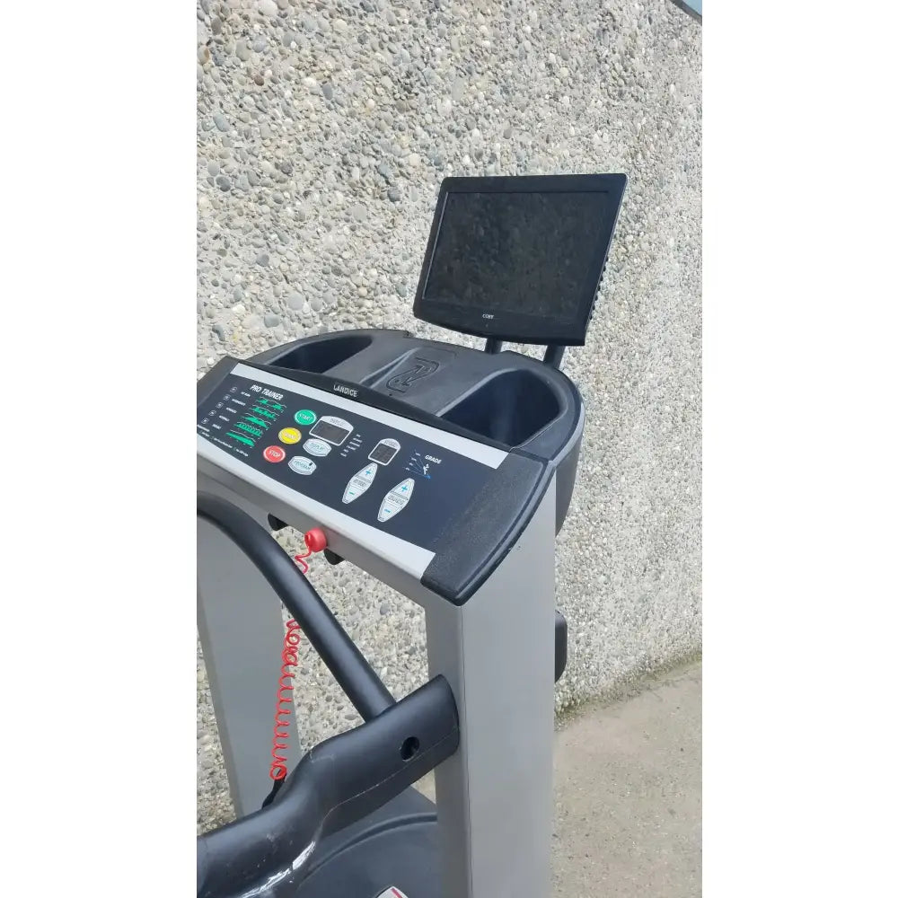 Reuse Medical Equipment Landice L8 Executive Rehabilitation Treadmill with Large Running Surface Treadmills, second-hand product photo 8
