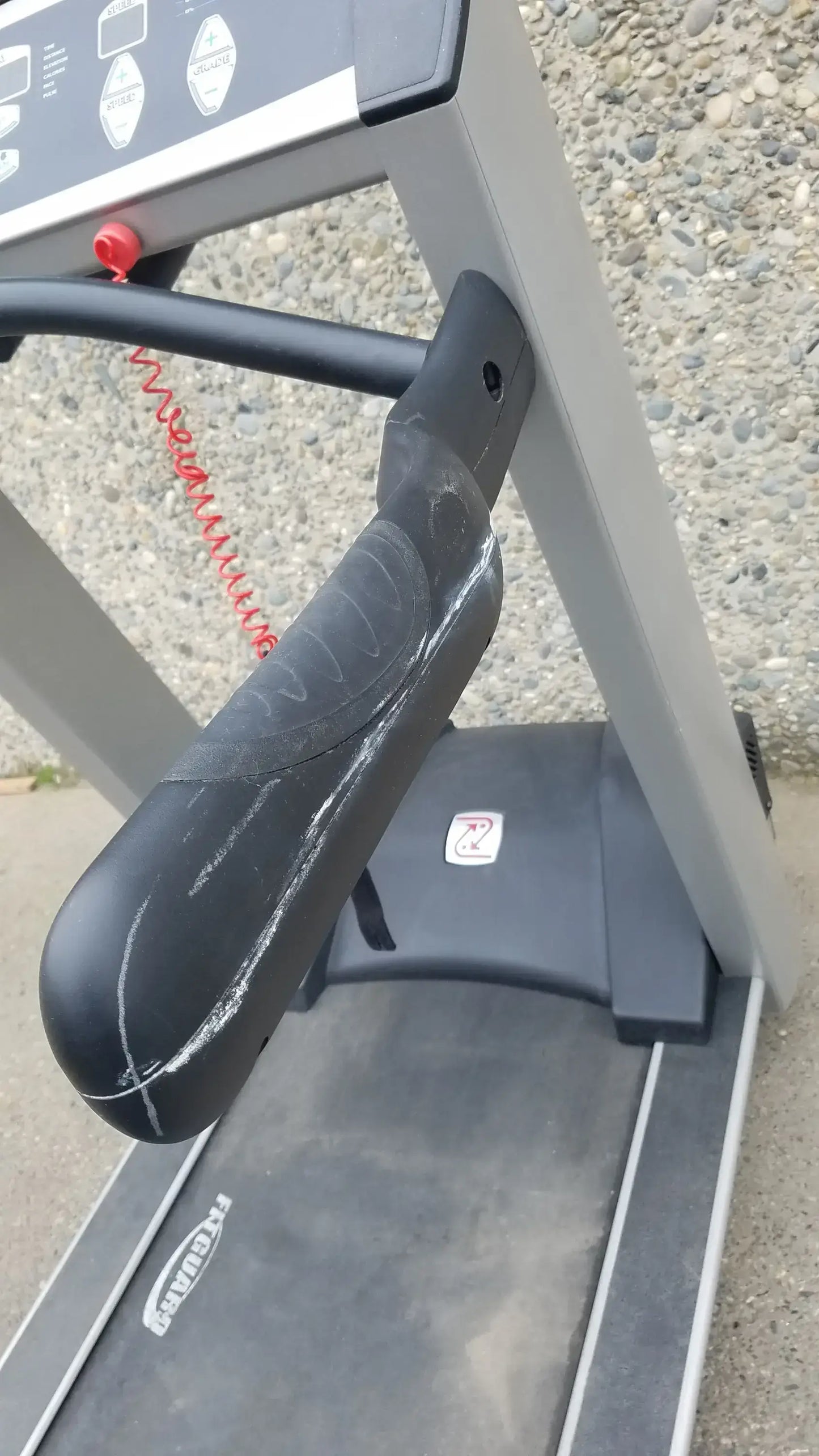 Reuse Medical Equipment Landice L8 Executive Rehabilitation Treadmill with Large Running Surface Treadmills, second-hand product photo 2