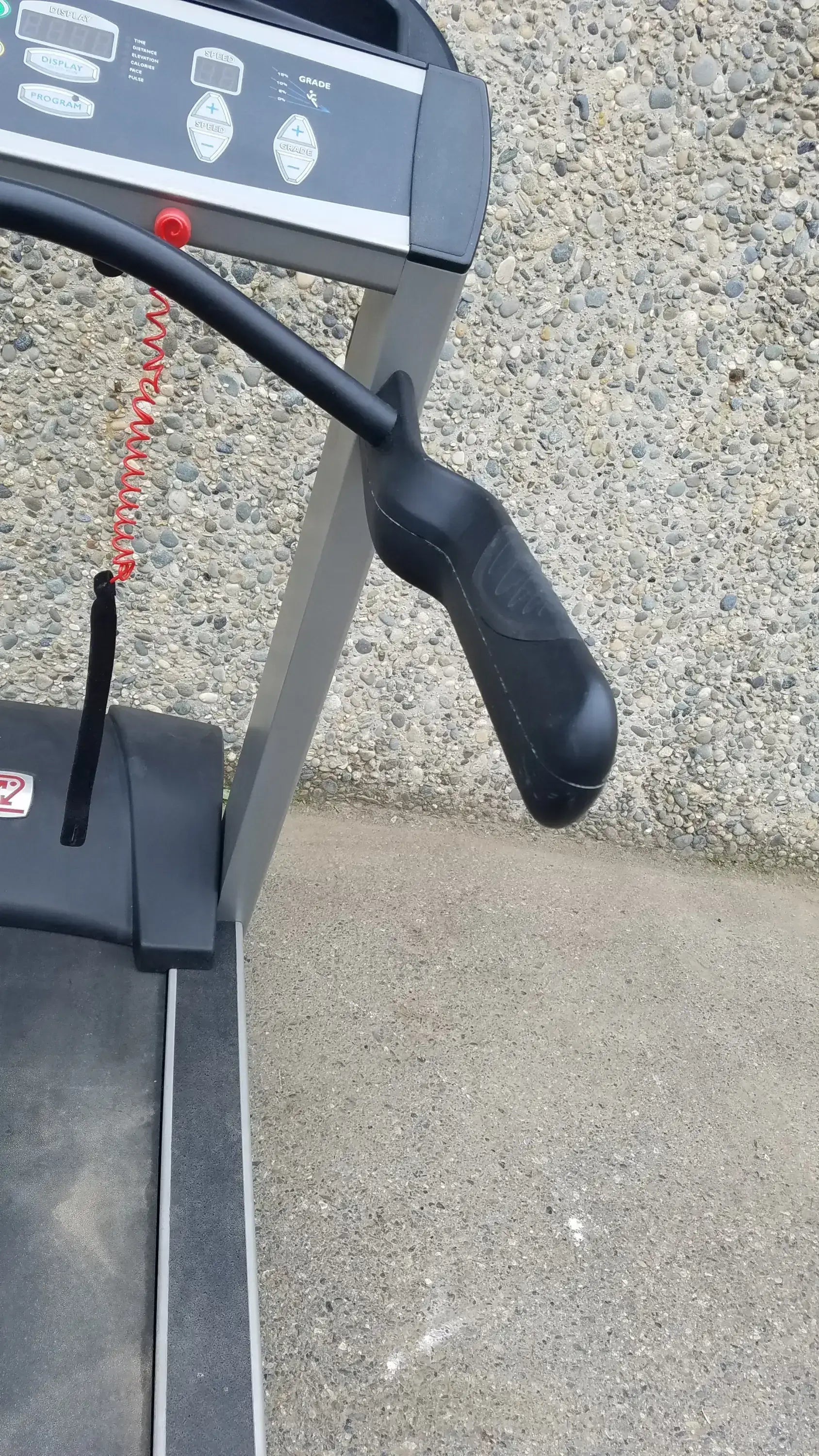 Reuse Medical Equipment Landice L8 Executive Rehabilitation Treadmill with Large Running Surface Treadmills, second-hand product photo 3