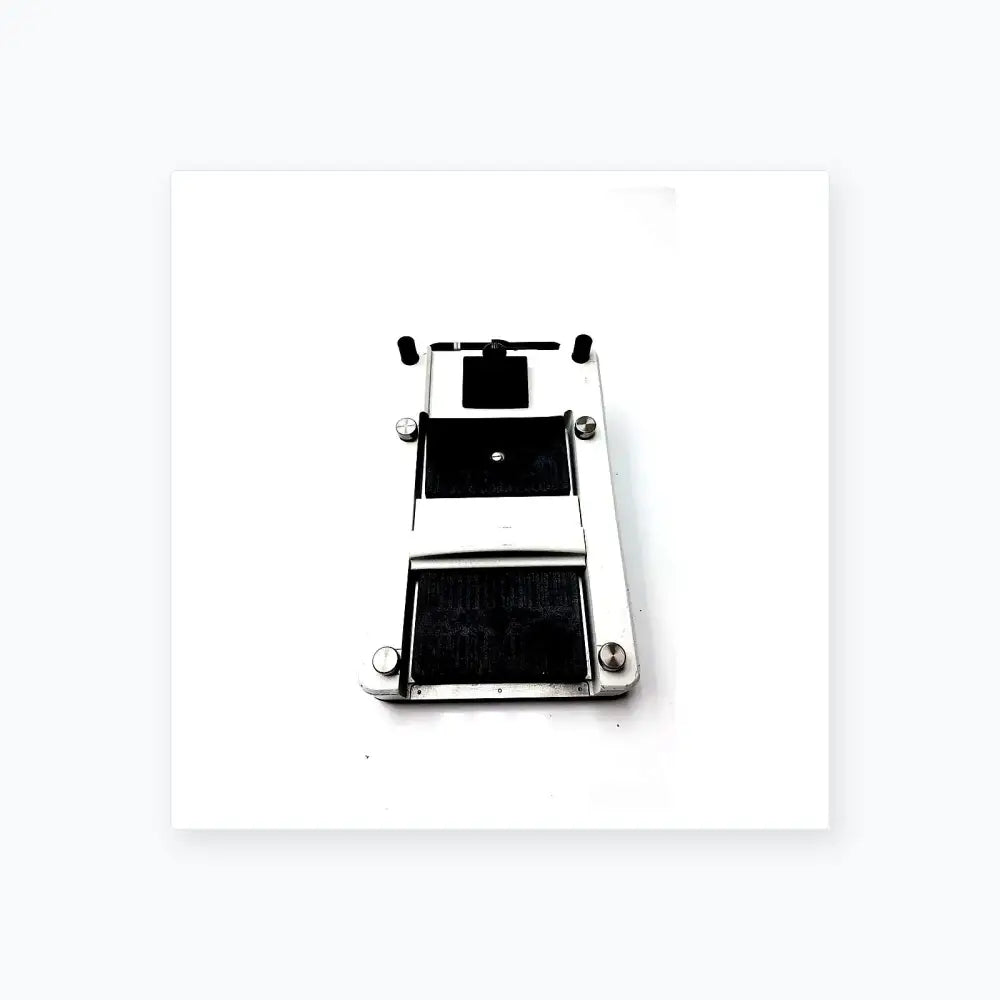 Lecia 10445600 Microscope WFS Footswitch Wireless Footpadel Controller Microscope Accessory, second-hand product photo 1