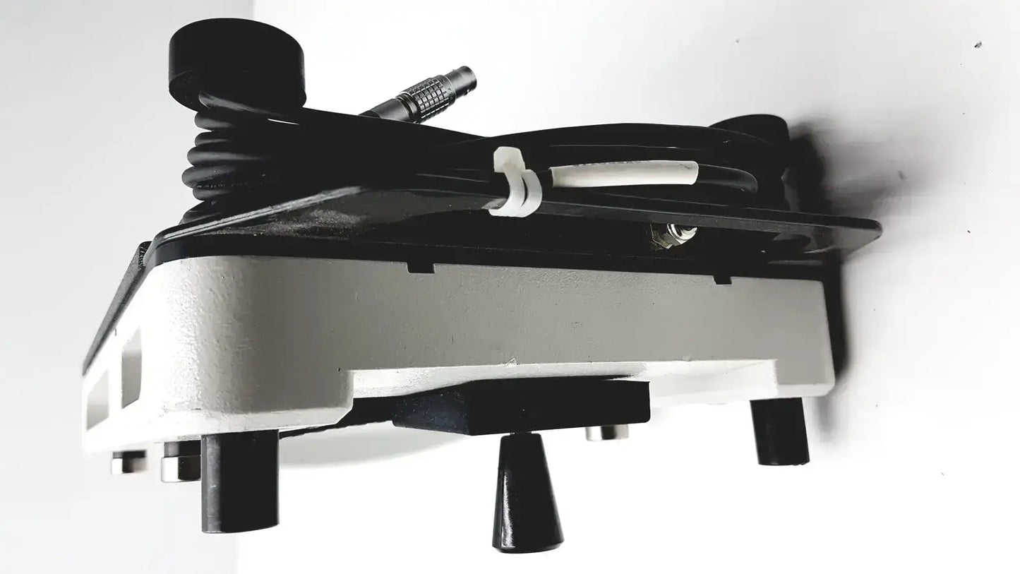 Lecia 10445600 Microscope WFS Footswitch Wireless Footpadel Controller Microscope Accessory, second-hand product photo 7