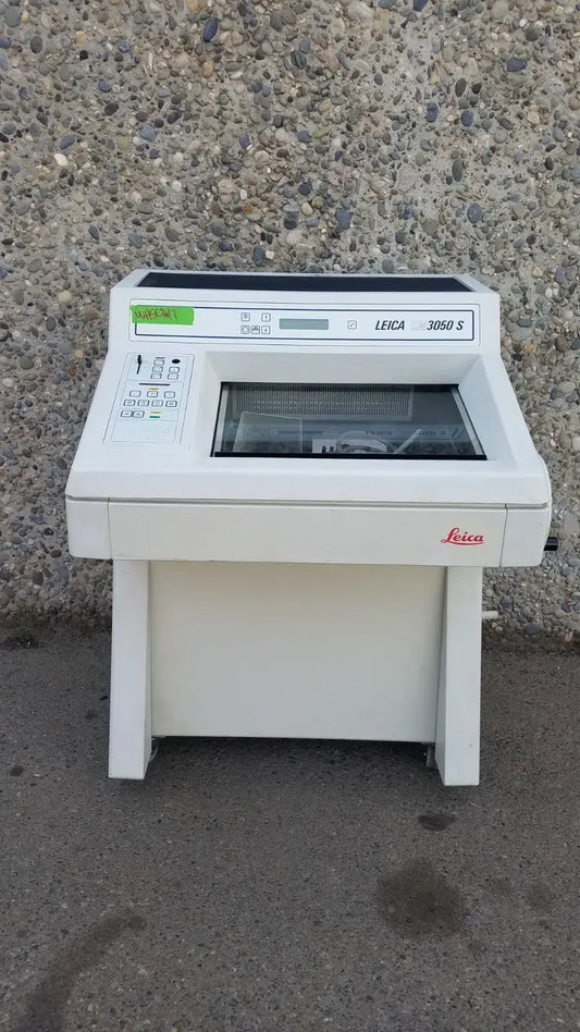 Reuse Medical Leica CM3050 S Cryostat – Motorized Cryo-Microtome Microtomes, second-hand product photo 1